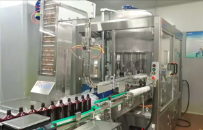 Rotary Type Filling Machine For Liquid/Paste