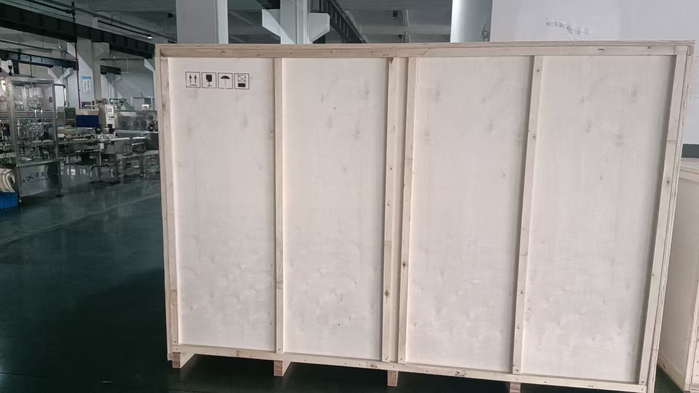 Round Bottle Self-adhesive Labeling Machine